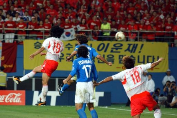 2002世界杯罗纳尔多之谜,2002年世界杯罗纳尔多荣誉