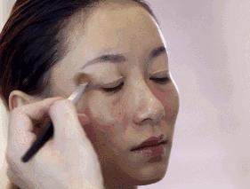 晚上睡觉化妆的正确步骤顺序,不卡粉不脱妆的正确化妆顺序