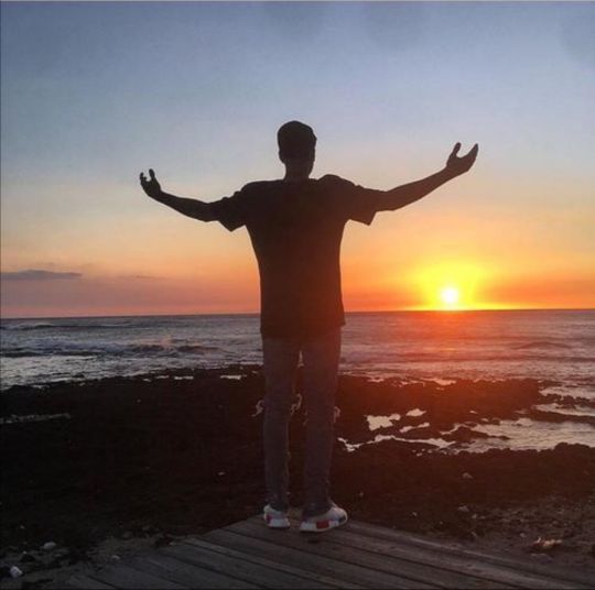 两本超级好看的小说,两本非常好看的娱乐小说