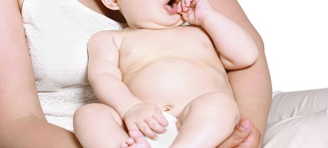 纯奶粉喂养的宝宝是不是容易便秘,如何判断奶粉喂养宝宝是否便秘