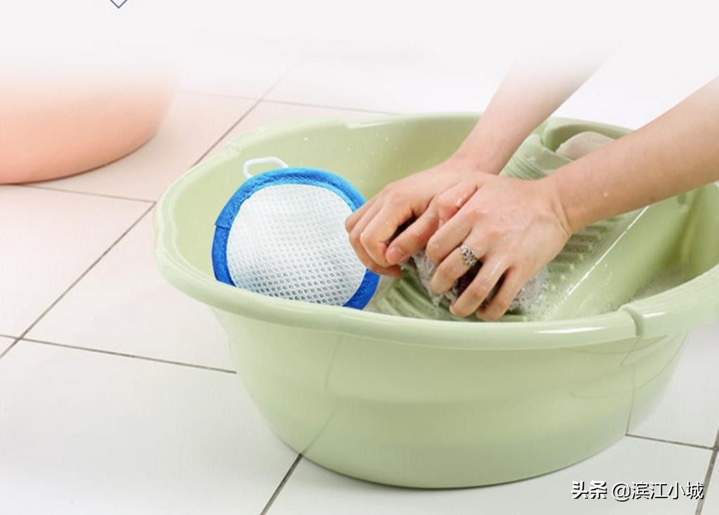 心爱的衣服被毁了怎么安慰自己,小白衣怎么洗