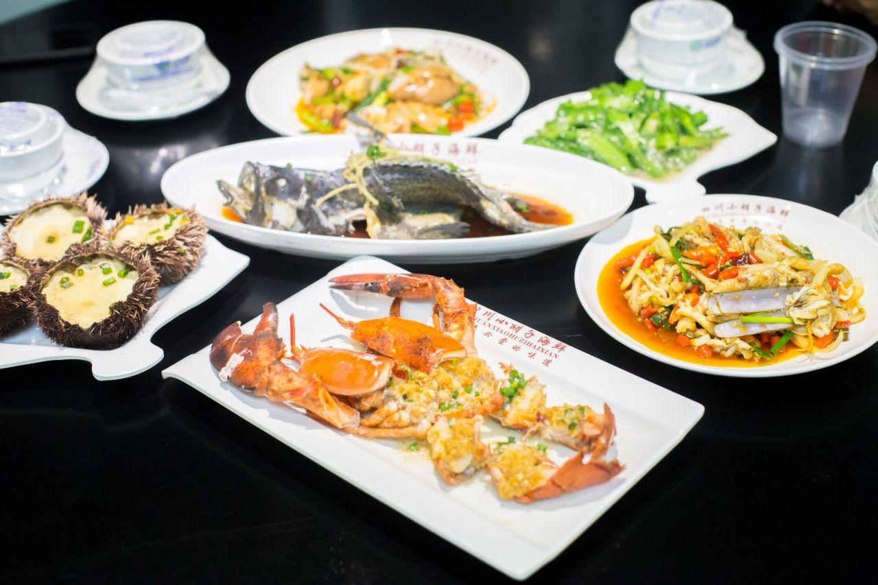 三亚冲浪旅行攻略,去三亚旅游看海