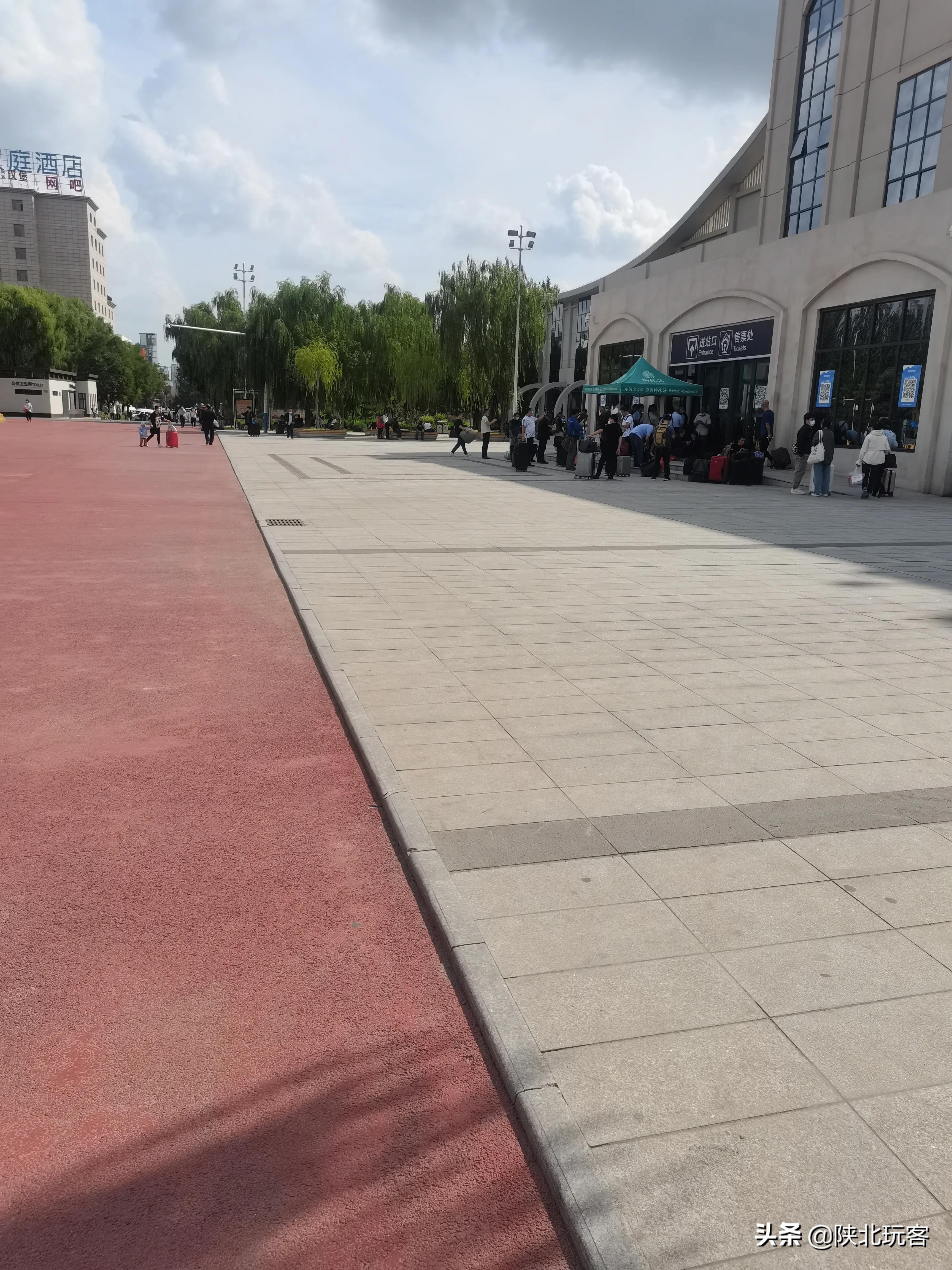 榆林火车站人流量,榆林火车站最新图片