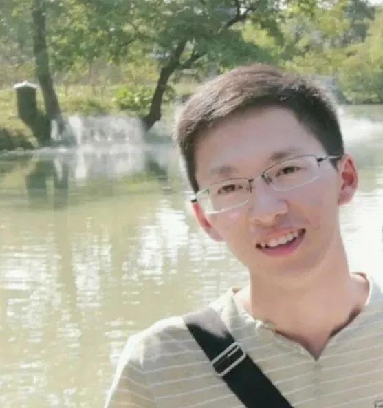 无锡一高校宿舍,成都一大学寝室6名男生上名校