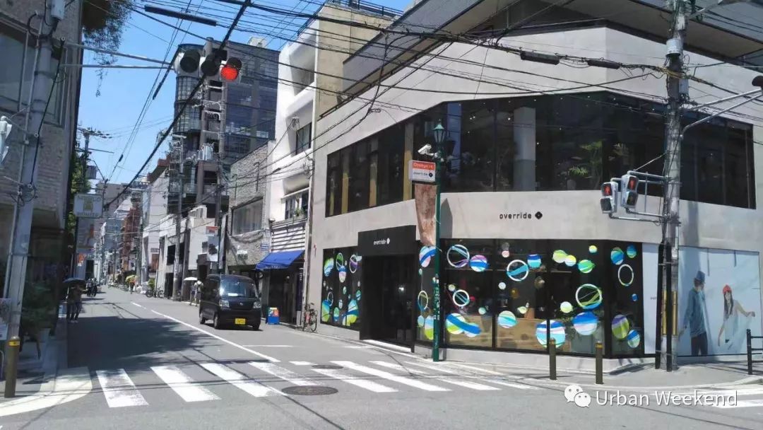 有的人逛个GAI都能买到开业限定，除了大黑脸还有谁？