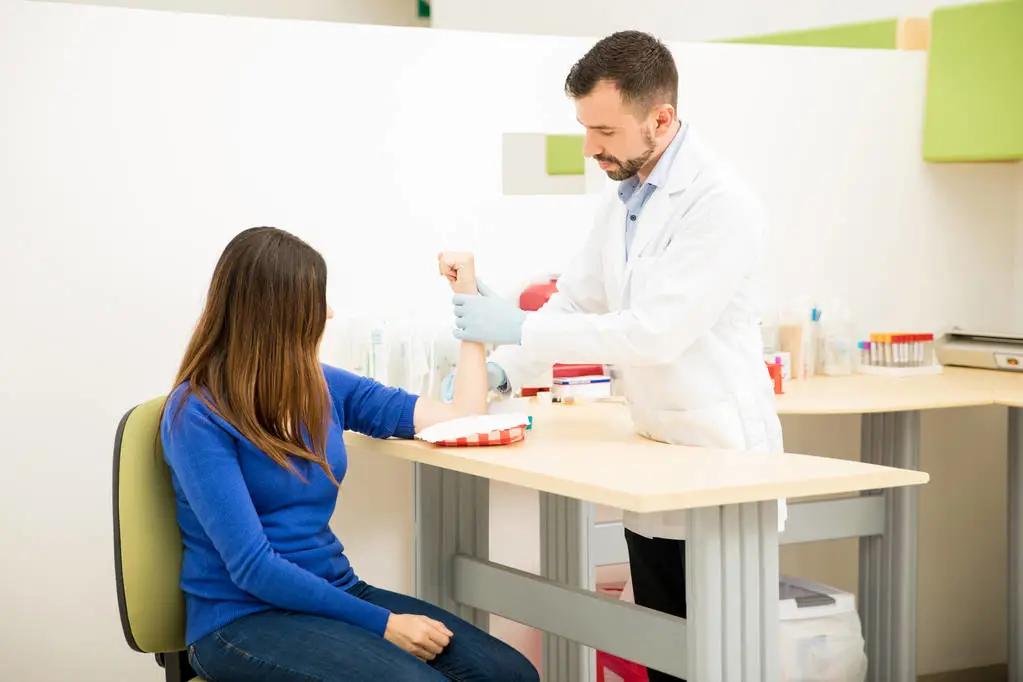 伤口结痂后长白癜风怎么办,伤口型白癜风