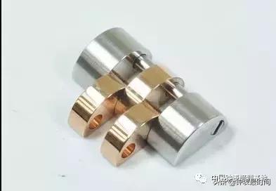 手表表带会越戴越松吗,金属表带容易掉吗