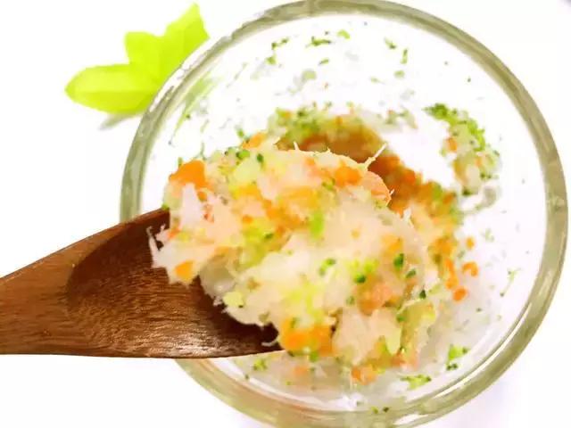 胡萝卜鳕鱼蒸糕宝宝辅食不加鸡蛋,鳕鱼蒸时蔬的配方