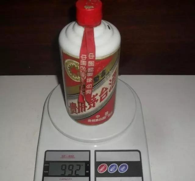 一瓶茅台有多高宽厚,一瓶茅台解决的问题