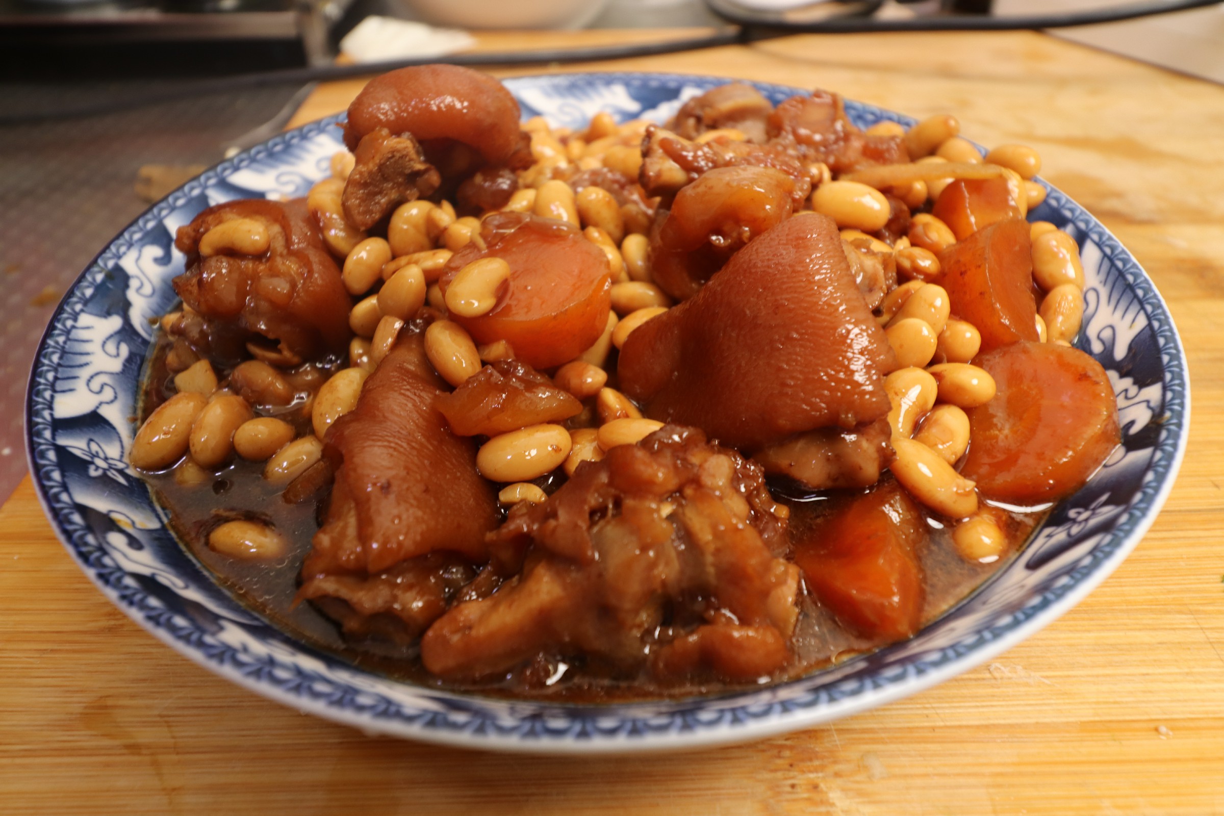 怎么处理猪蹄炖猪蹄才软烂,炖猪蹄什么火候