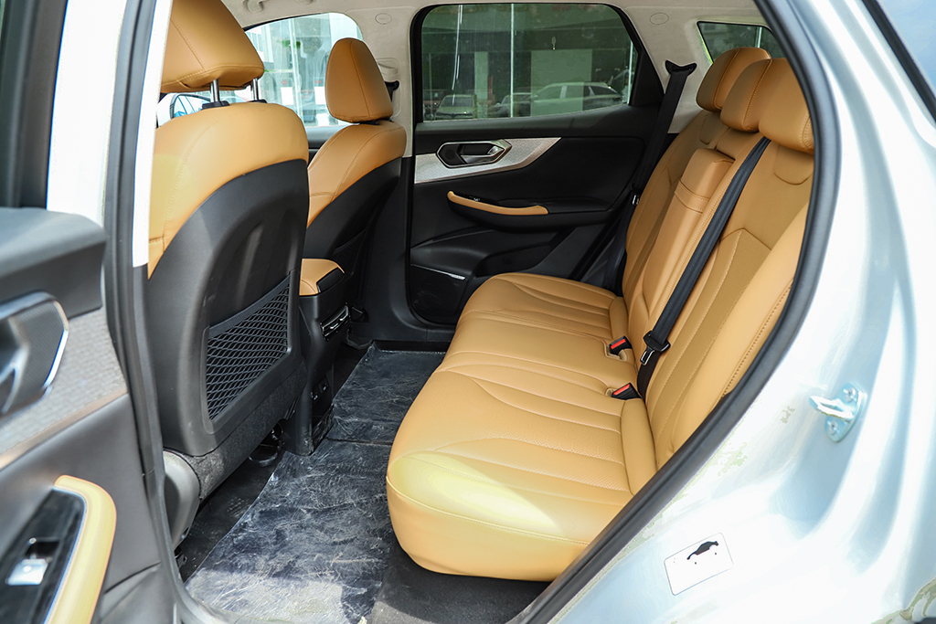 北京x7七座版,北京x7新能源值得买吗