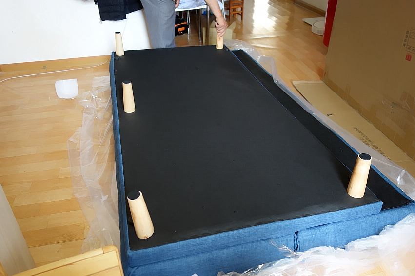 小户型布艺棉麻沙发床,新中式实木布艺沙发床