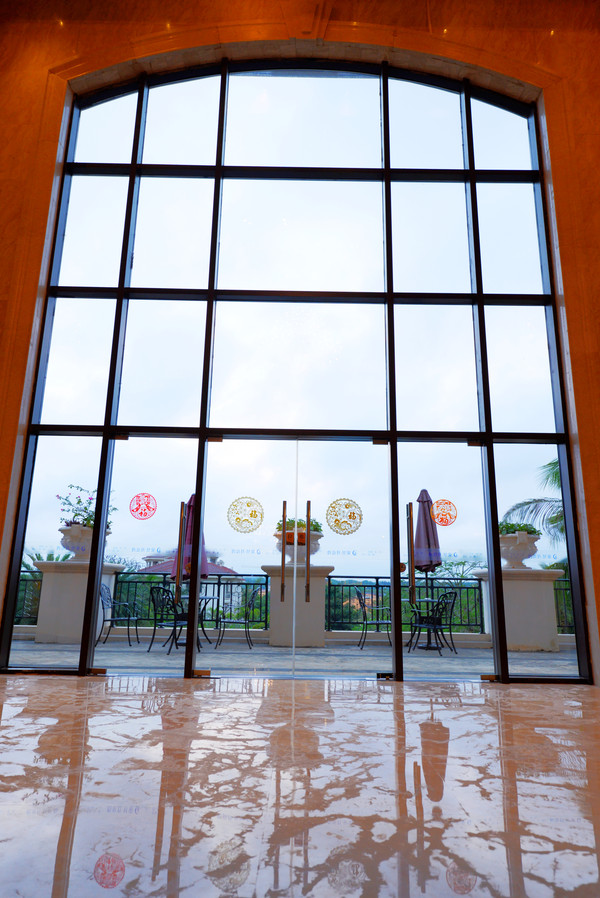 幸亏我来了再不来素材就没了,海南月亮湾的夜晚