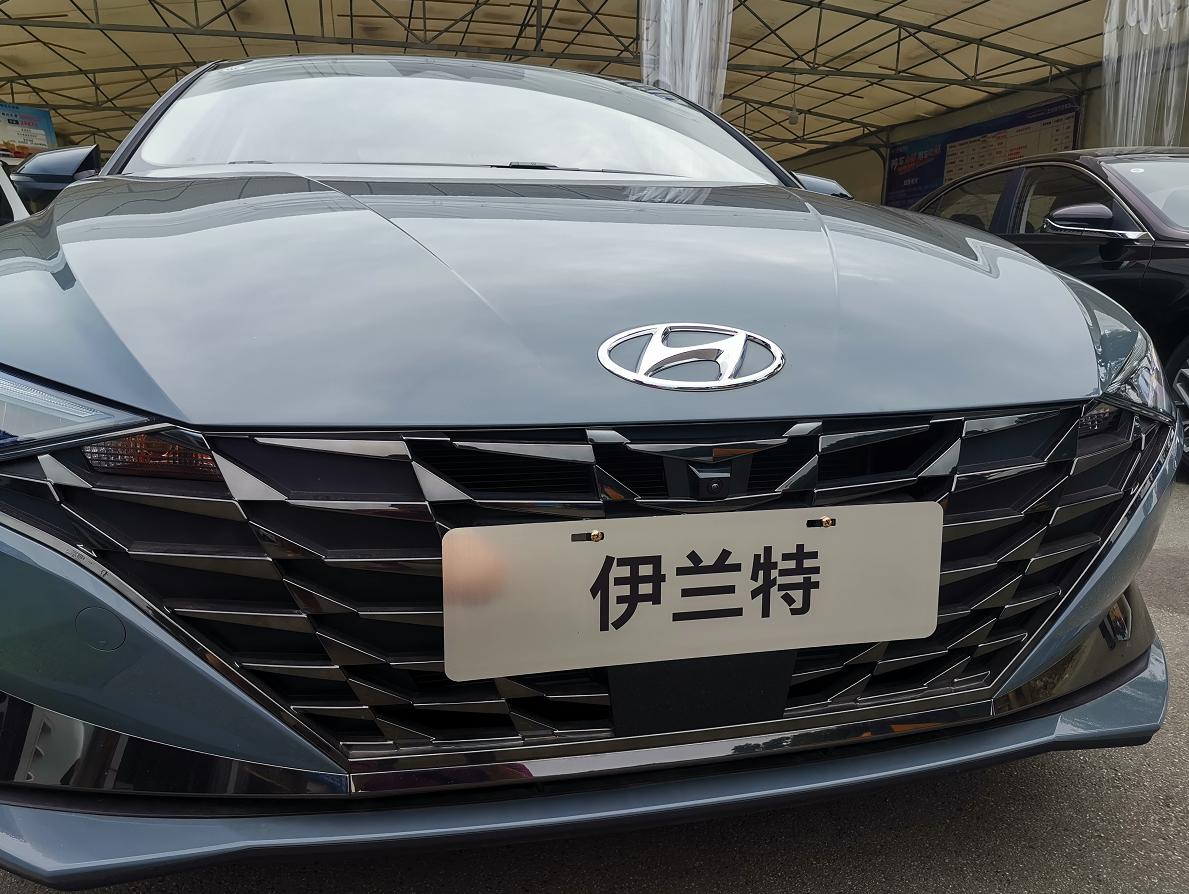 新款伊兰特全景影像,最新款第七代伊兰特仪表盘