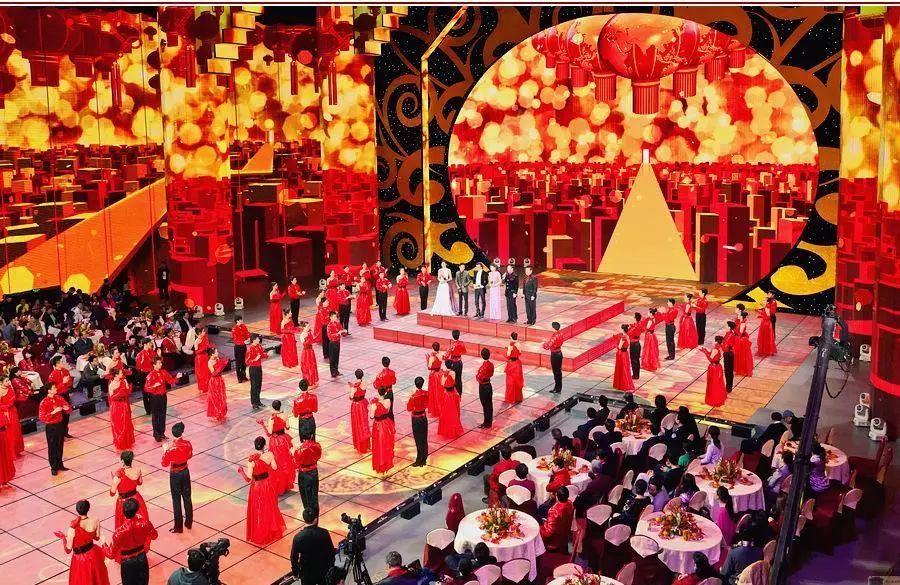 1984年春晚和1983年春晚区别,1956年春晚和1983年春晚