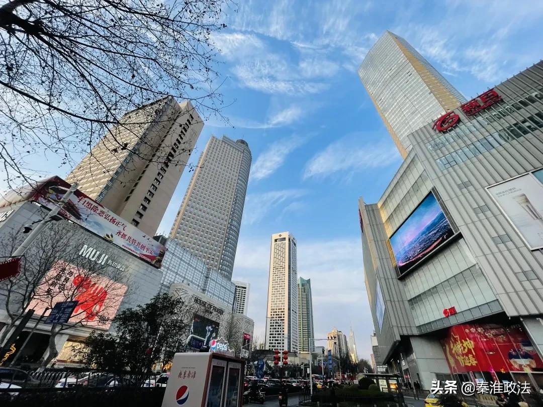 假期余额不足赶紧去玩,假期余额不足溜达一圈