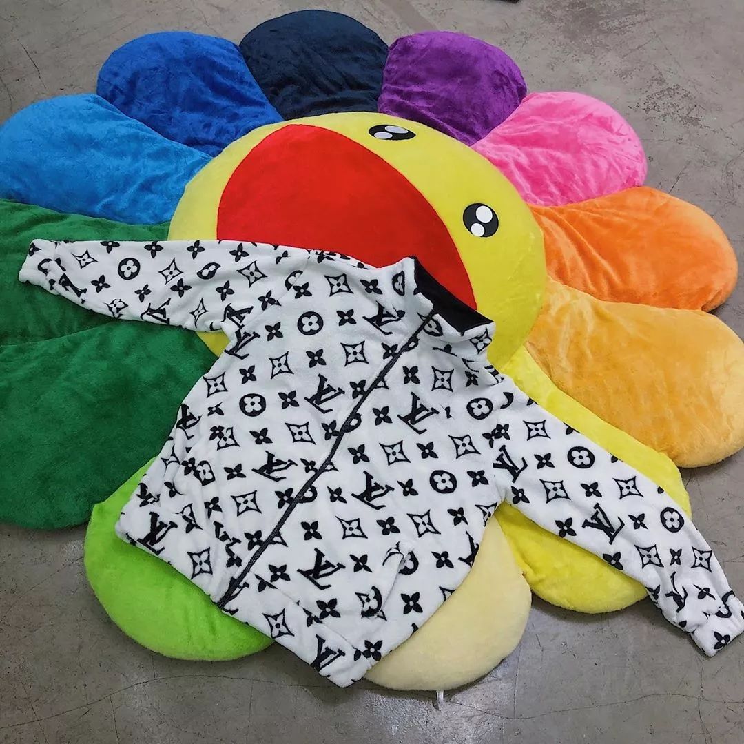 今年女明星穿的是什么衣服,今年女明星流行衣服