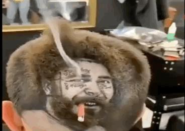 女性自己在家剪头发视频,中年妇女自己在家剪头发