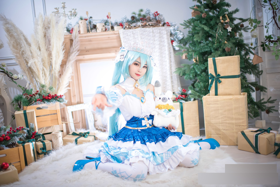 三个人cos未来初音,初音未来cos所有造型