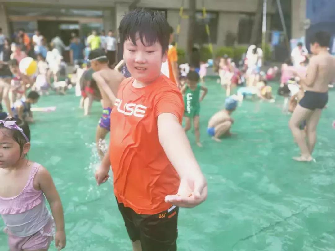 博远大型主题泡泡趴活动圆满完成