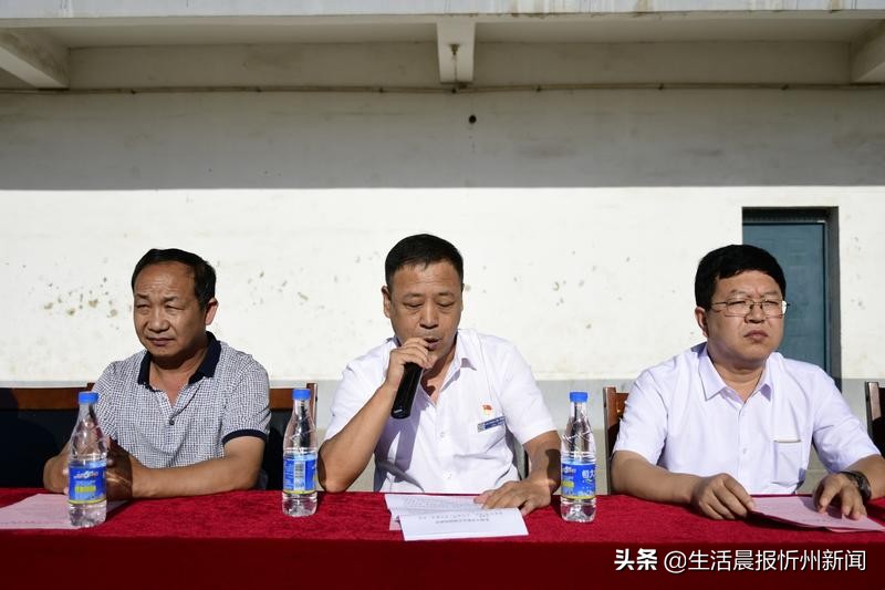 忻州十中新生军训视频,忻州十中2016届军训