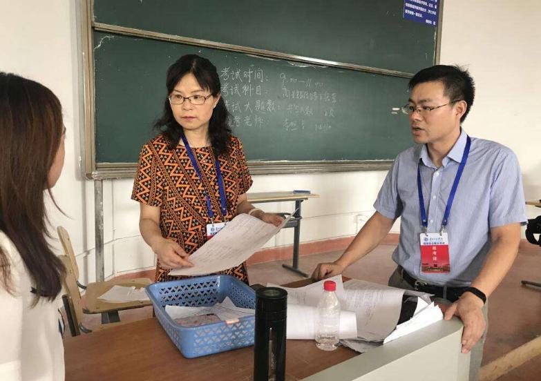 孩子不聪明被老师嫌弃怎么办,孩子被老师委屈了怎么劝孩子