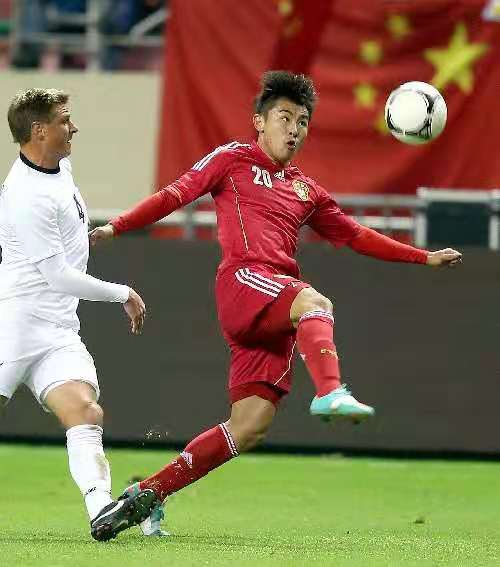 足球青训之阿贾克斯u13,大连毅腾足球俱乐部青训