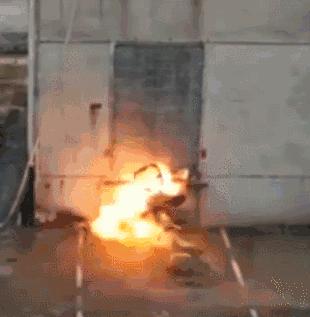 国人都爱坐的这椅子,或会爆炸起火,有人因此死亡,威力堪比*弹炸**