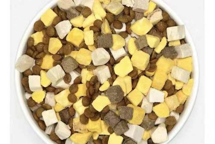 拉布拉多幼犬喂什么狗粮,拉布拉多幼犬喂什么狗粮最好