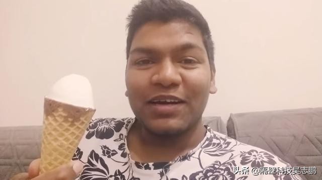 俯卧撑能减肥,俯卧撑坚持一个月减肥吗