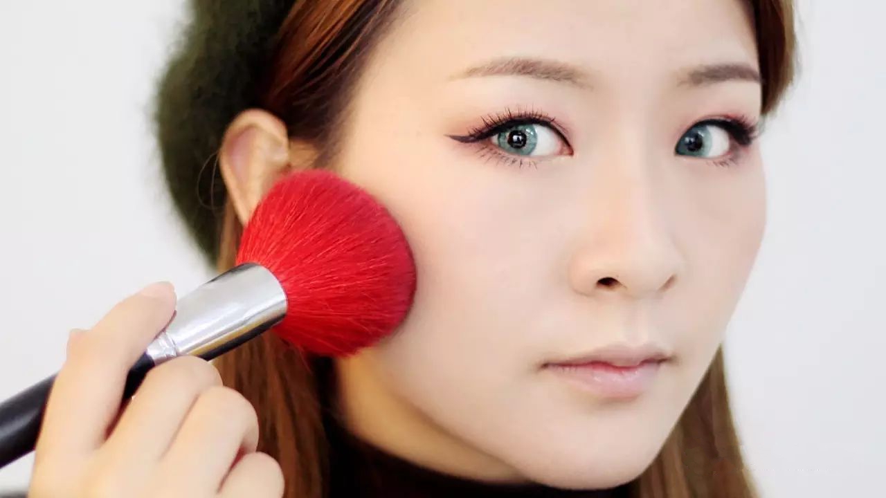 20200610大碗美妆：今日推荐必备酒红水淡妆