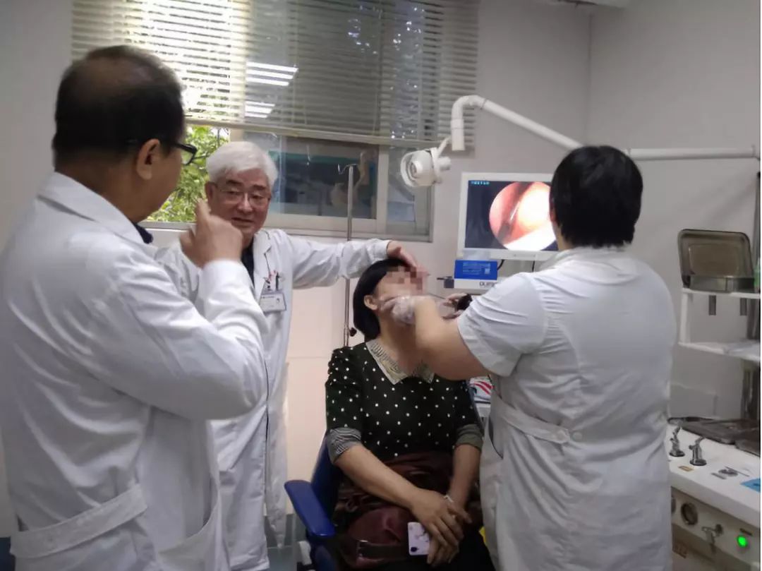 鼻窦炎鼻息肉术后复查有小囊肿,鼻窦炎鼻息肉开刀以后要复查几次