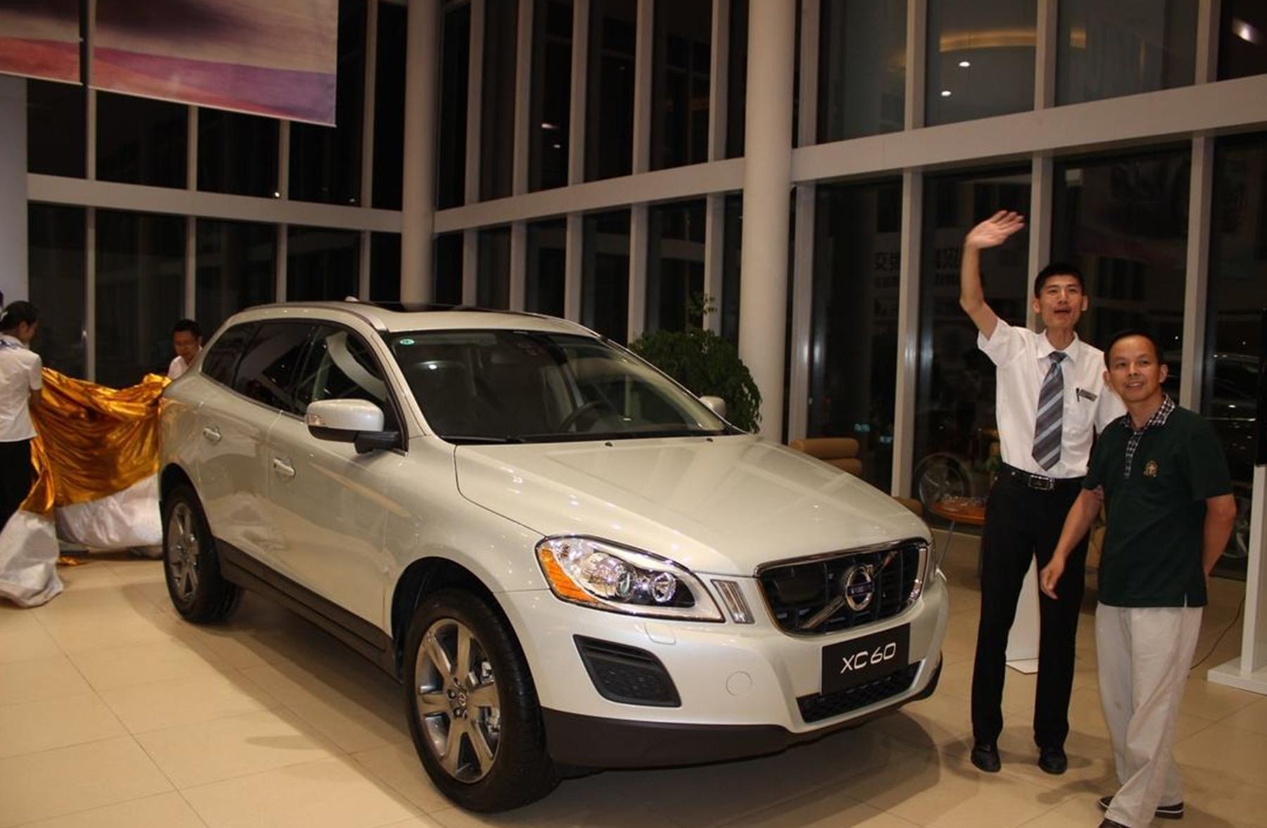 销售员试驾沃尔沃,老司机试驾沃尔沃