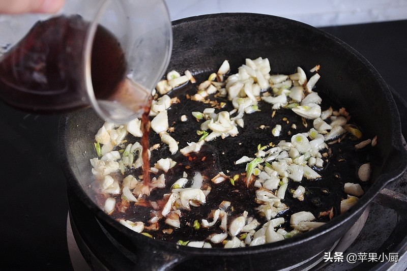 怎么做能使虾肉质鲜嫩,虾怎么做虾头不黑