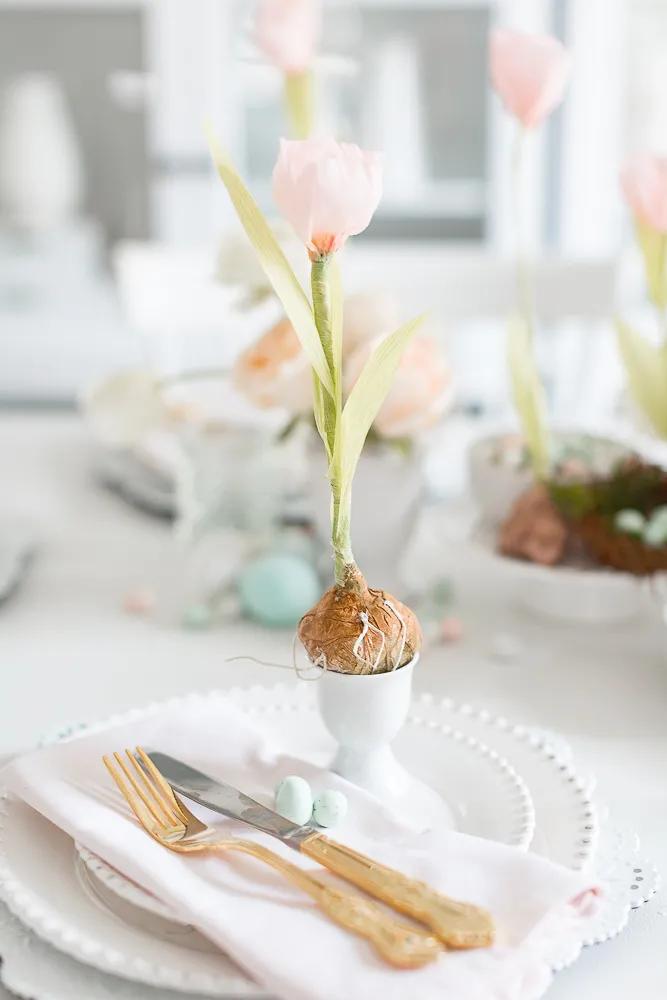 用手工纸做出来的花型装饰,软皱纹纸手工花