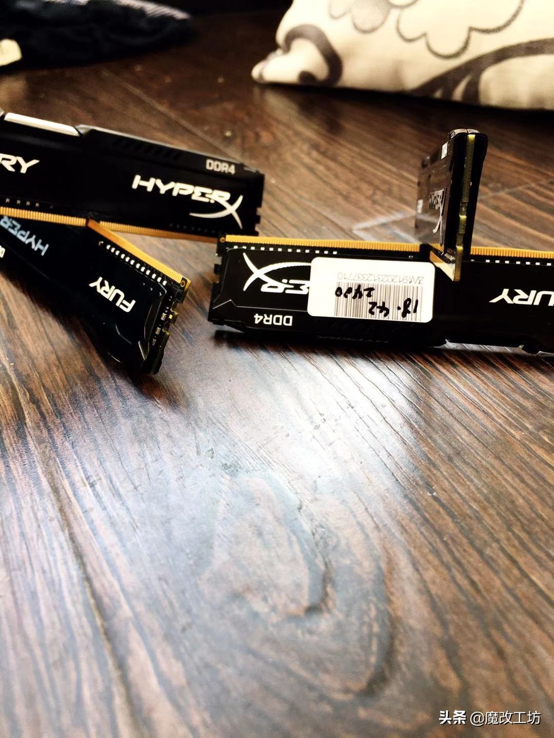 金士顿内存四代骇客神条真假,金士顿骇客神条16g单条和双条区别