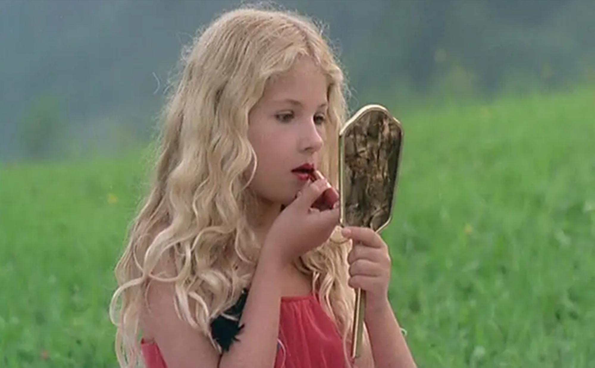 真实改编，看完后禁不住骂娘，作为母亲，为什么她会这么不善良？