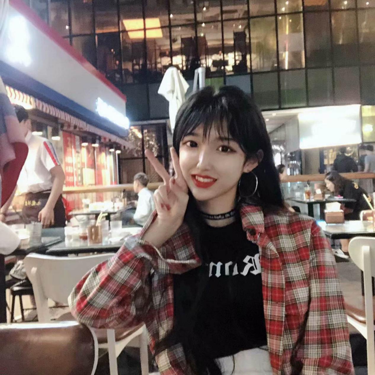 男子内急进女厕,男子进女厕所被骂