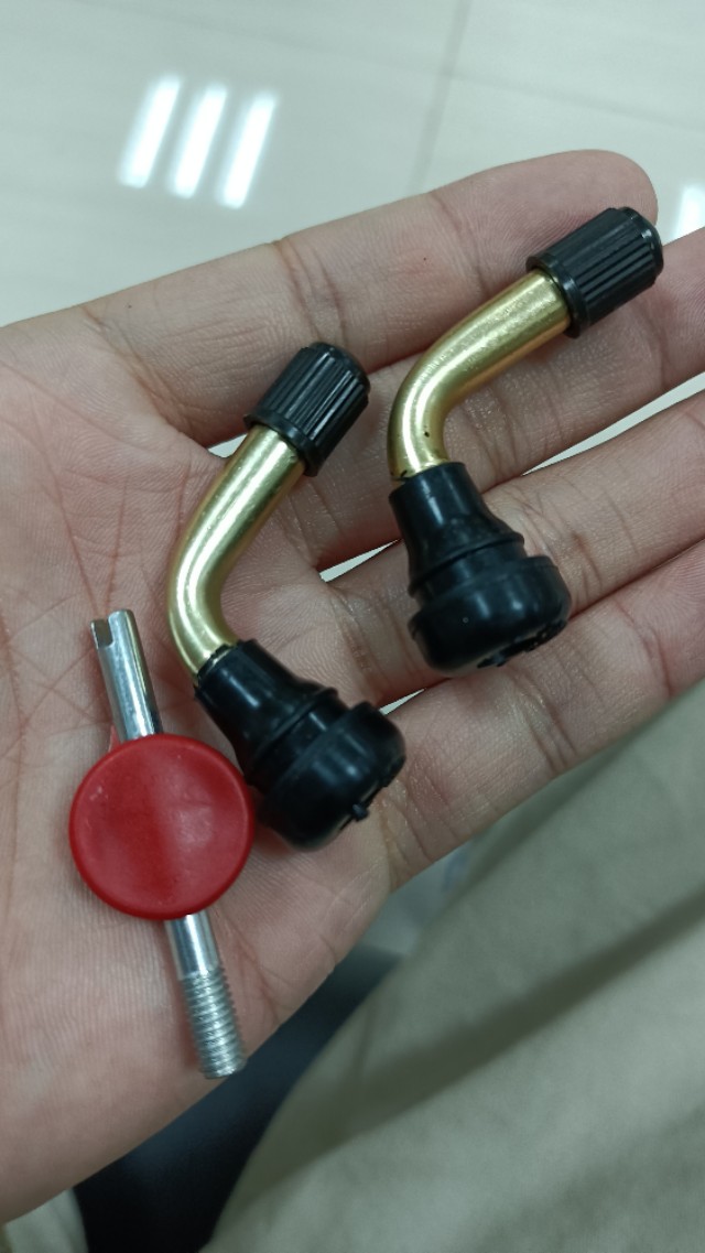 电动车气嘴根漏气小妙招,电动车气嘴旁边漏气的补救方法