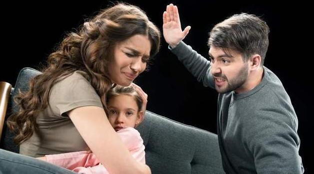 在老公书房发现吸管、锡纸，是不是意味着他在吸毒，要怎么验证？