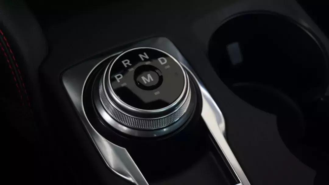 新福克斯低速加速抖动解决,全新福克斯加速视频