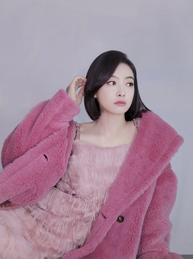 泰迪熊大衣粉色 (橙色泰迪熊大衣撞衫孙俪也不输)