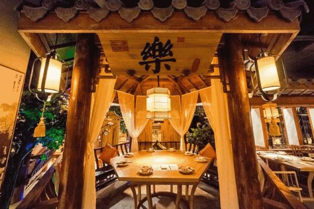 年底聚餐怎么选地方,年底聚会去哪里找菜