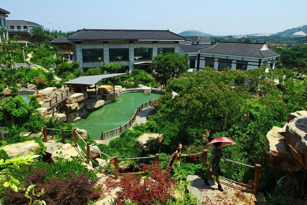 童话小镇在哪里,山东梦幻童话小镇在哪里