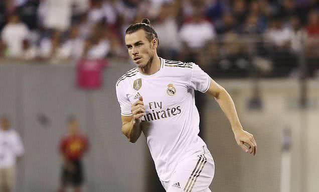 皇马争议巨星齐达内,皇马争议球