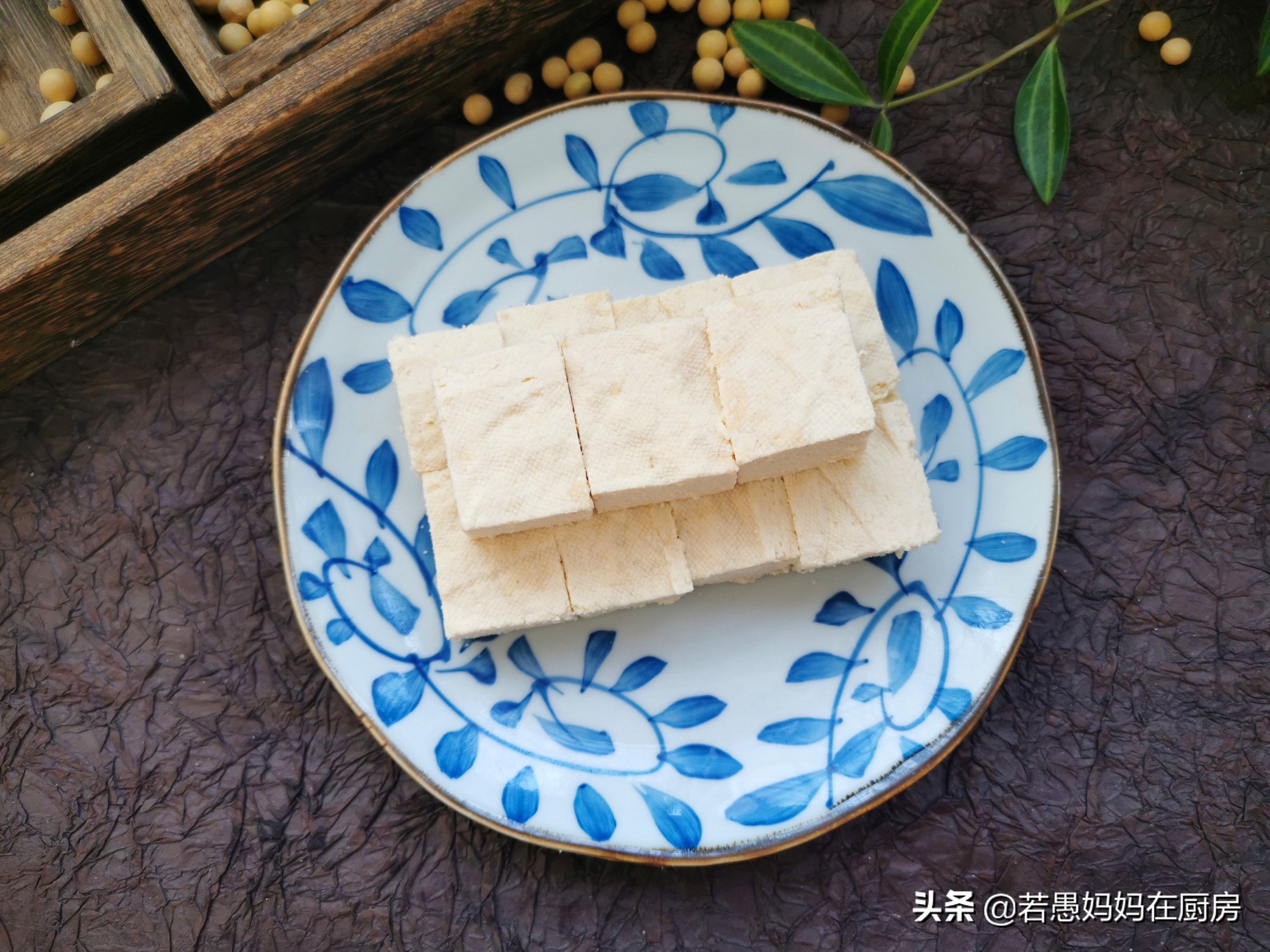 在家用1斤黄豆和白醋做豆腐,1碗黄豆2勺白醋教你在家自制豆腐