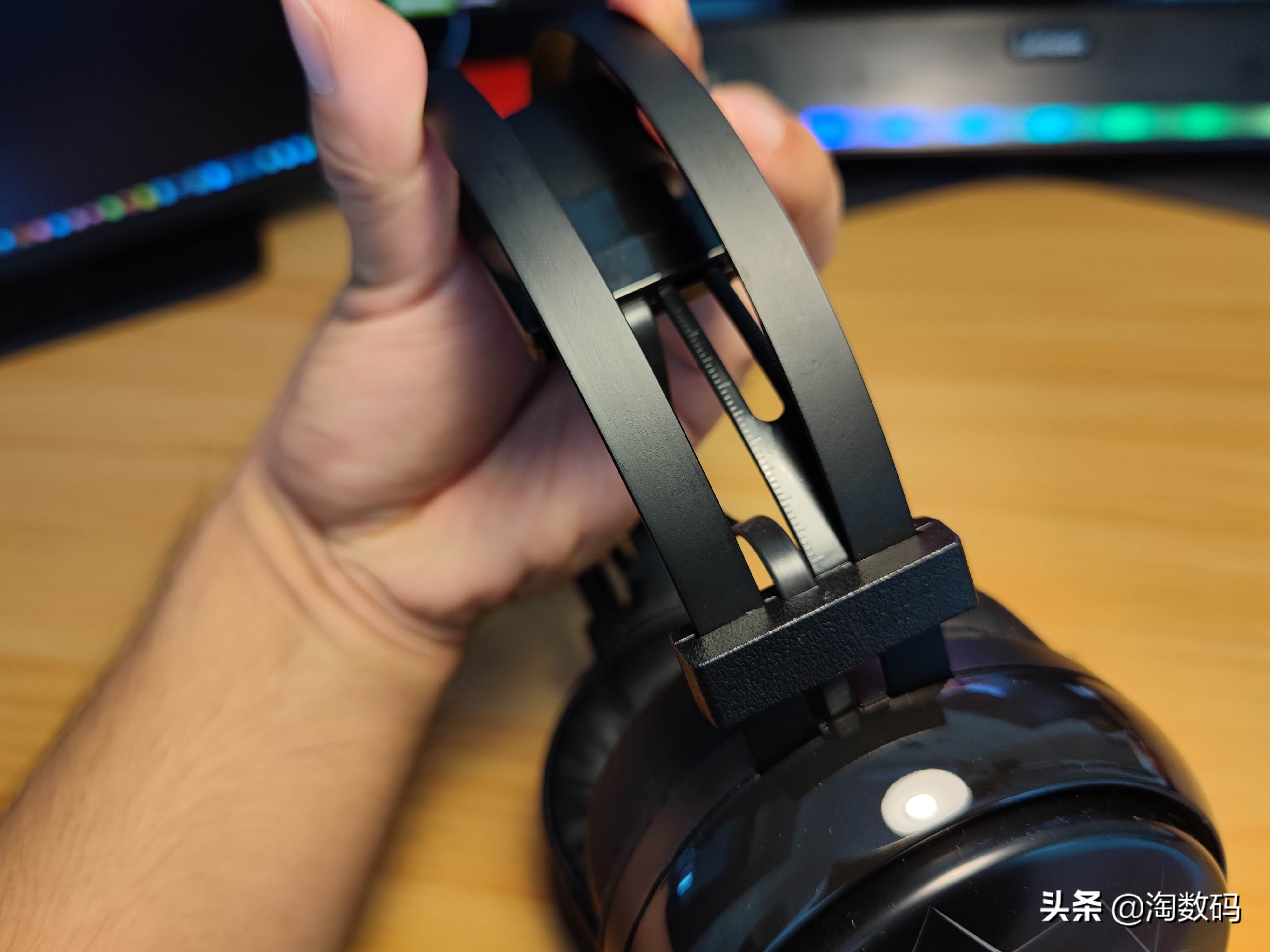 拆验声卡辩真身：￥49元因丑贬值虚拟7.1声道游戏耳麦，爆拆验票