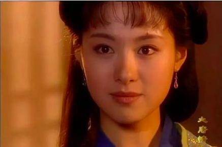 曾黎穿衣打扮图片大全,曾黎戴墨镜西装照片