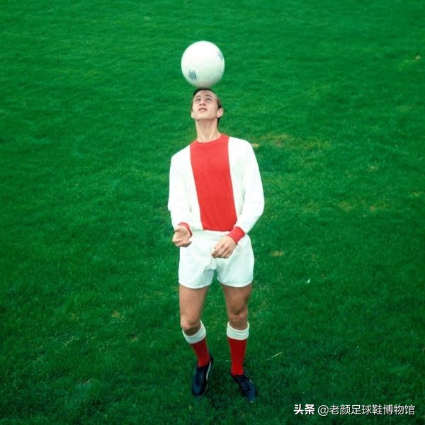 20世纪最伟大的足球教练荷兰,一代宗师功夫最强