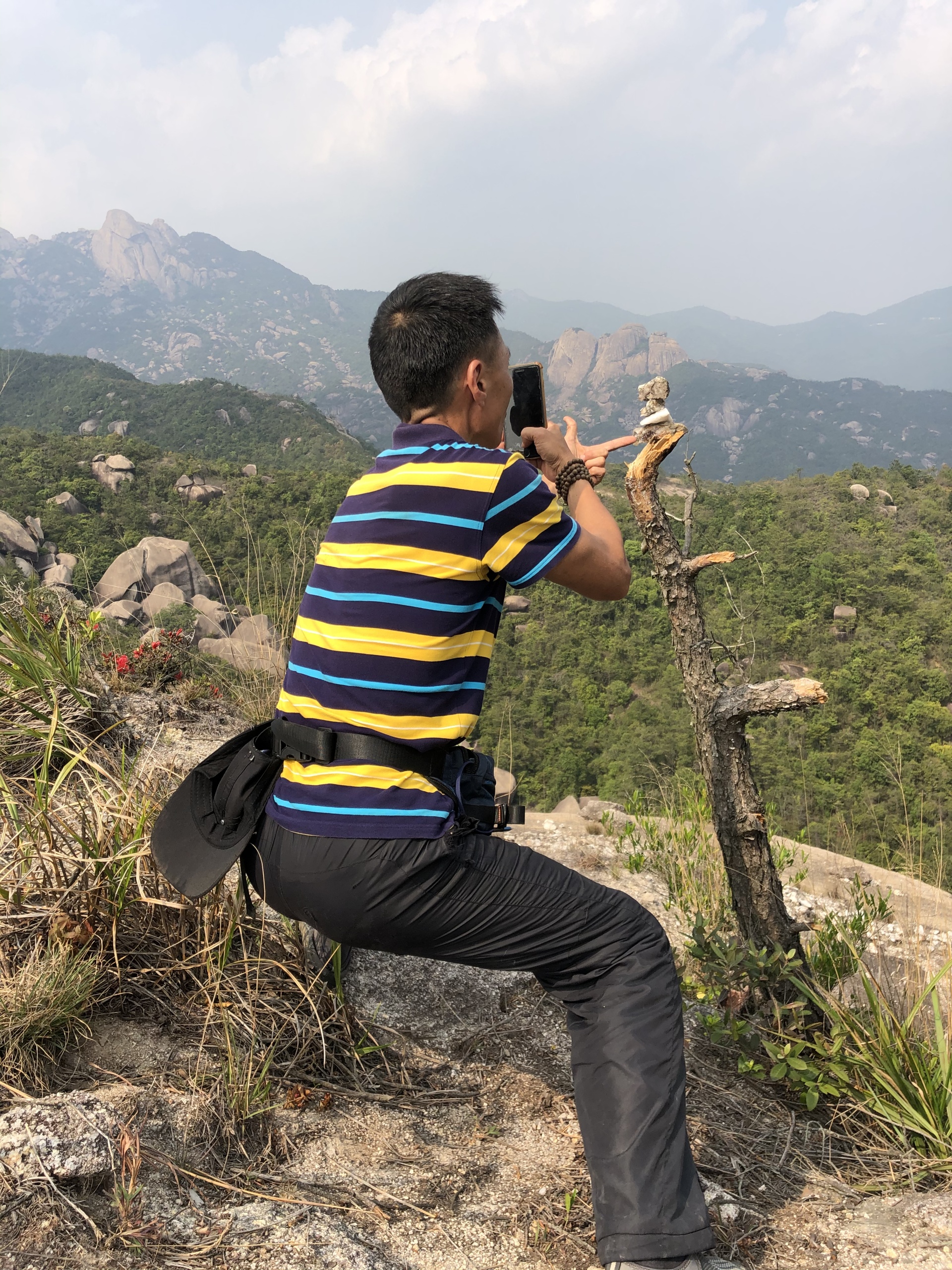 乌山三石连登快乐之旅星期六登山队